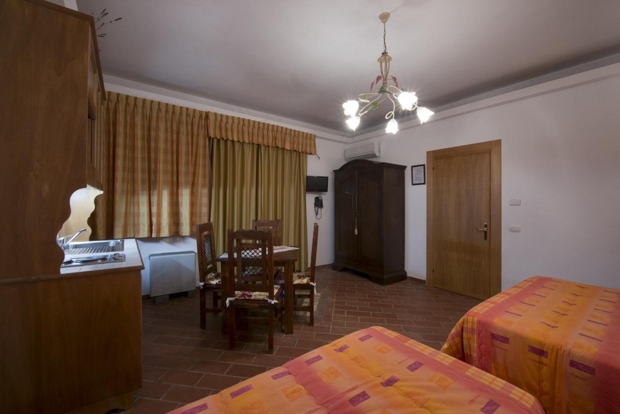 Cecco Di Nara Massarosa Quarto foto