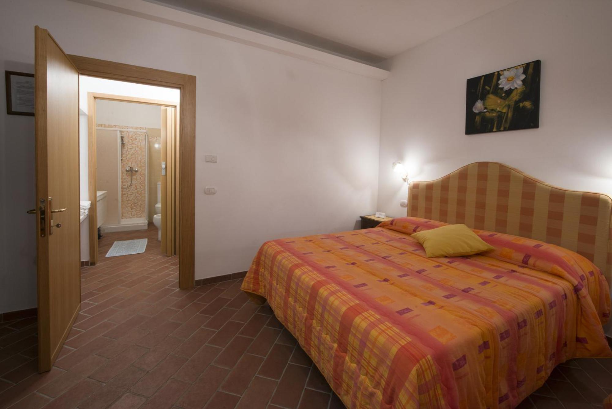Cecco Di Nara Massarosa Quarto foto