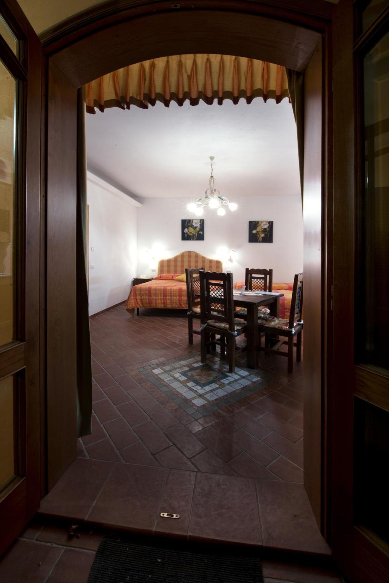Cecco Di Nara Massarosa Quarto foto